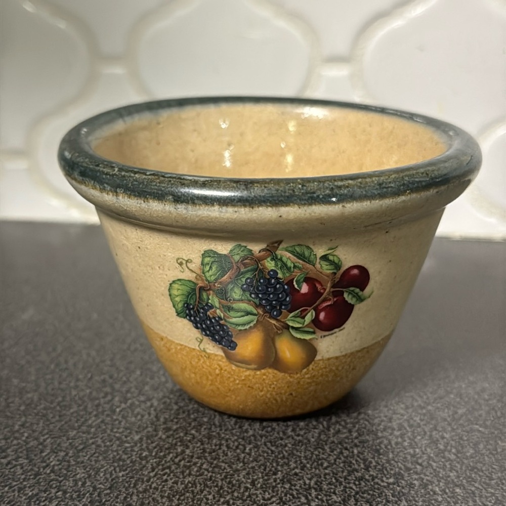 Vintage Monroe salt Works custard cup
